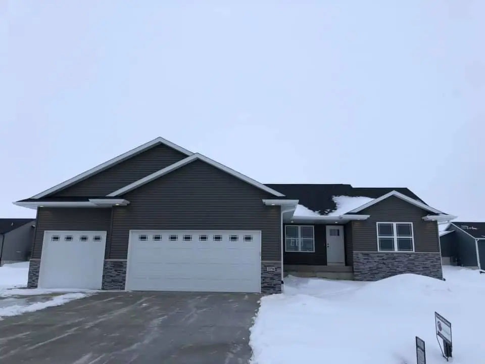 2776 foxtail lane palo iowa custom homes