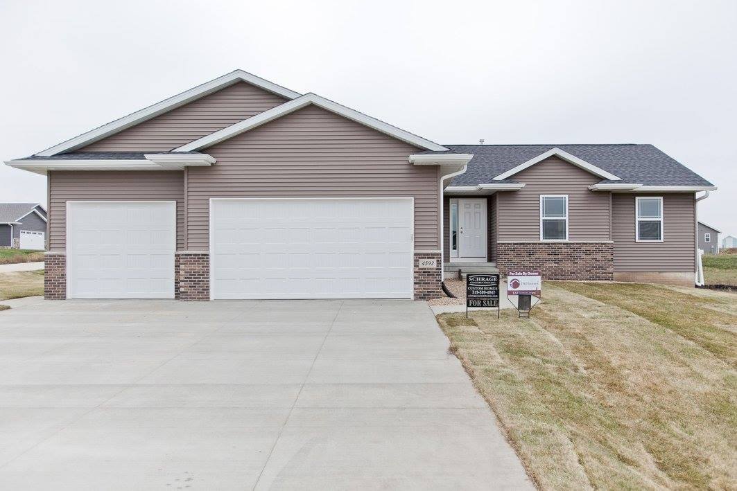4592 meadow creek palo iowa custom homes